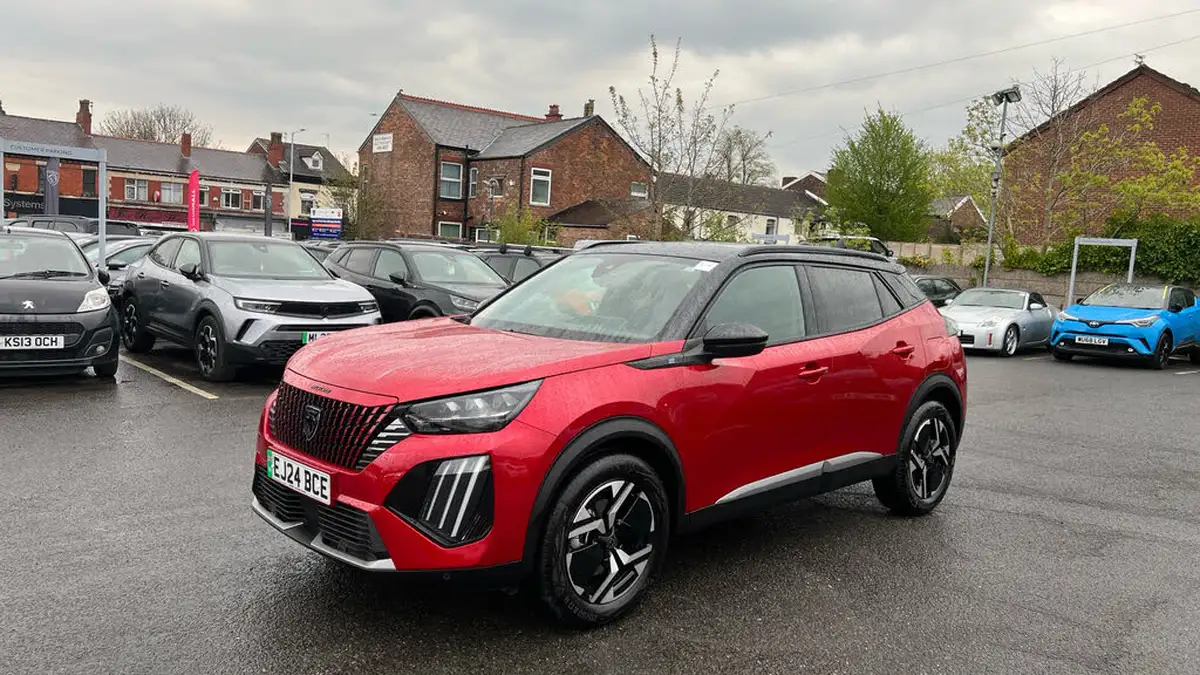 2024-peugeot-2008-suv-e-gt-136ps-50kwh-big-6