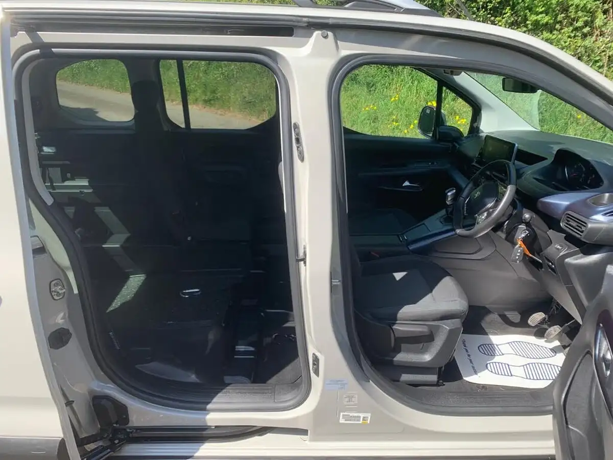 2019-peugeot-rifter-15-bluehdi-allure-100bhp-standard-big-3