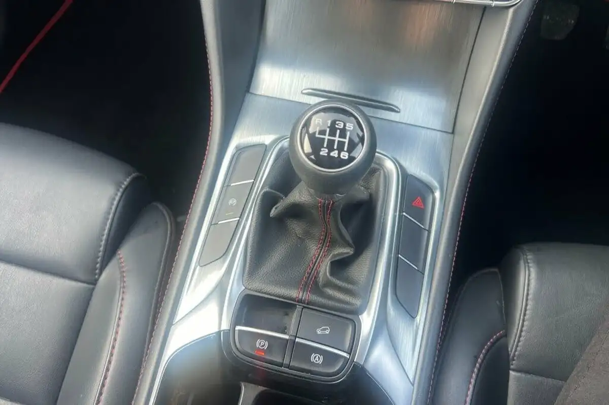 2022-mg-hs-15t-gdi-excite-162ps-big-18