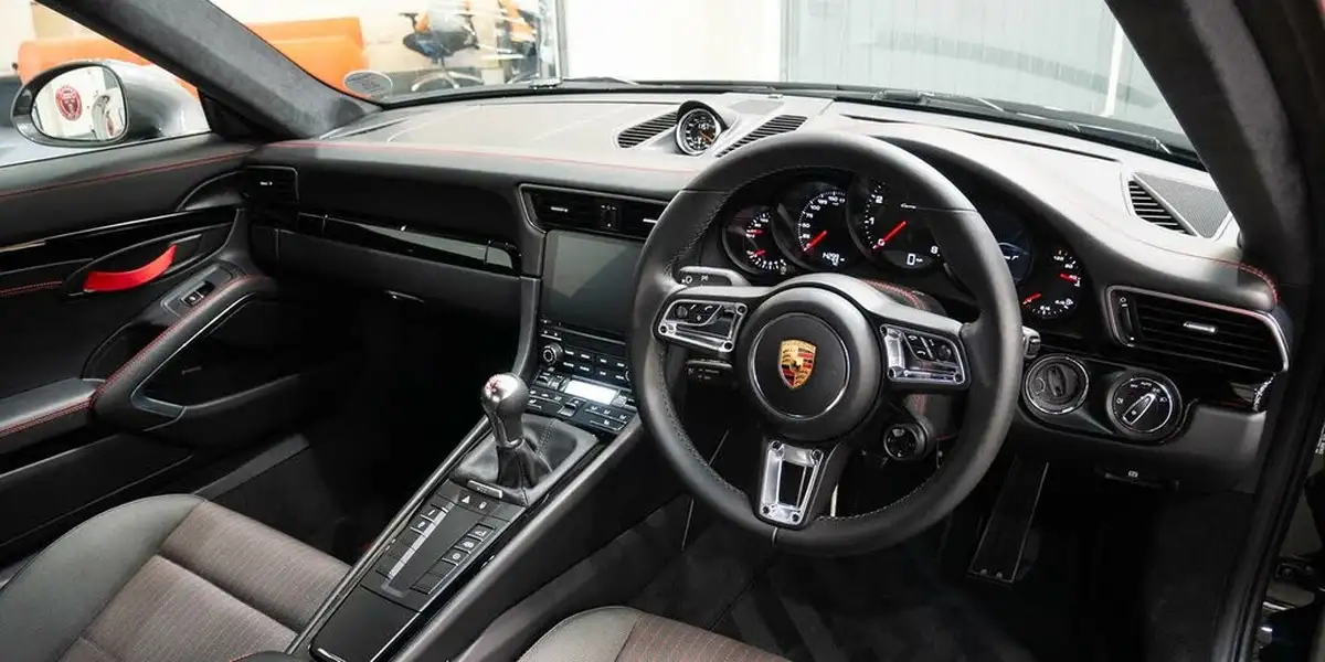 2018-porsche-911-30-carrera-t-big-12