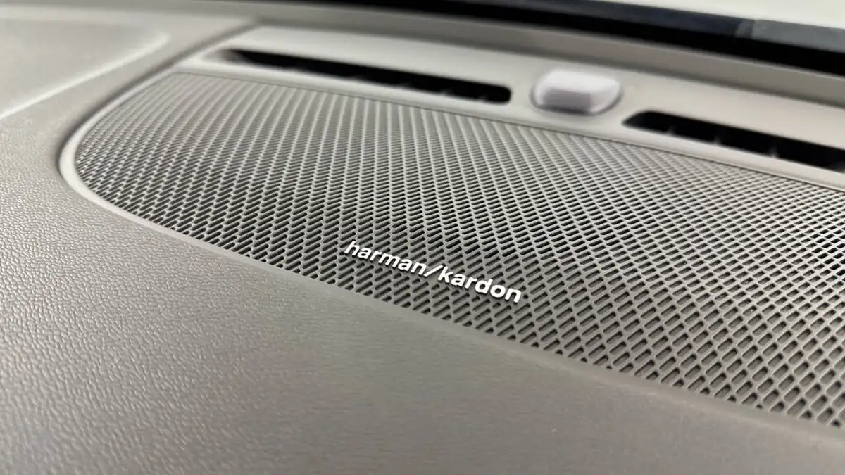 2022-volvo-c40-e-twin-recharge-pro-big-21