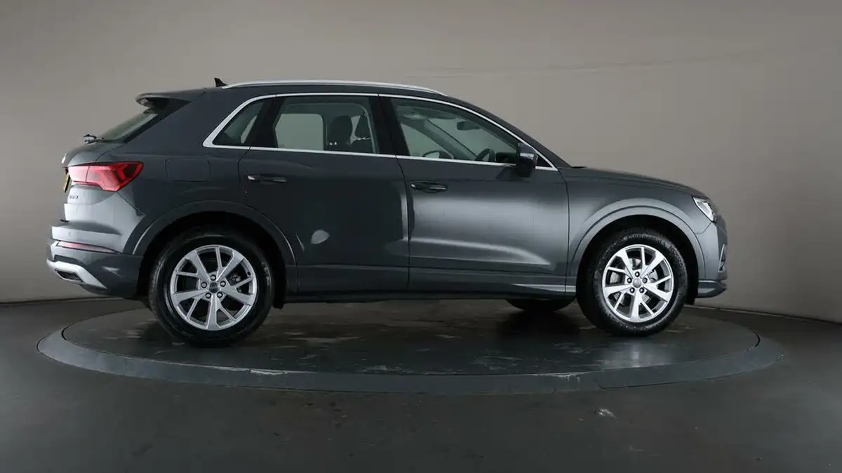 2019-audi-q3-15-35-tfsi-sport-cod-ss-station-wagon-1498cc-big-61