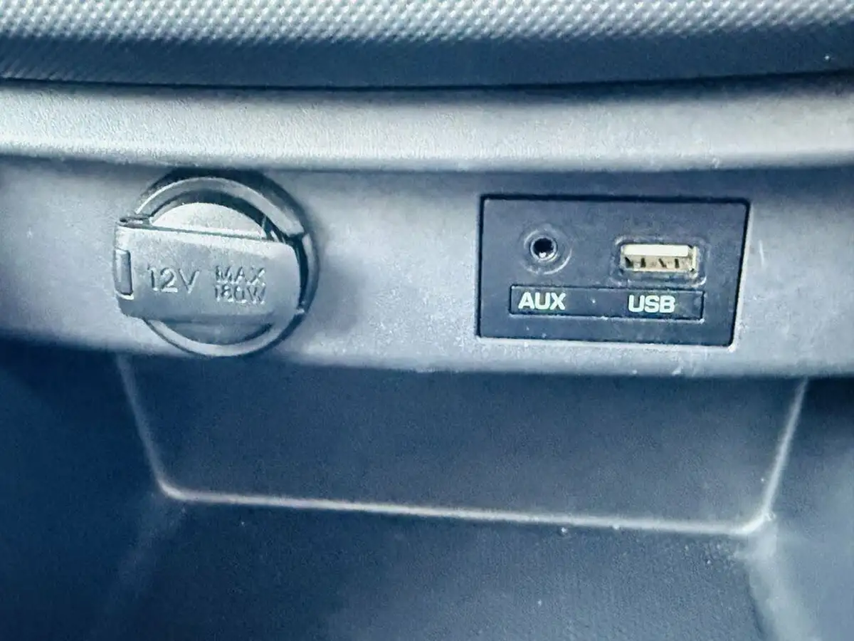 2019-hyundai-i10-10-play-big-18