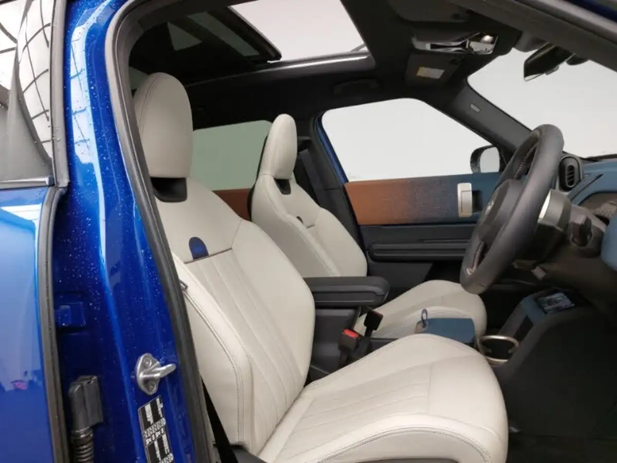 2024-mini-countryman-e-cooper-e-exclusive-big-10