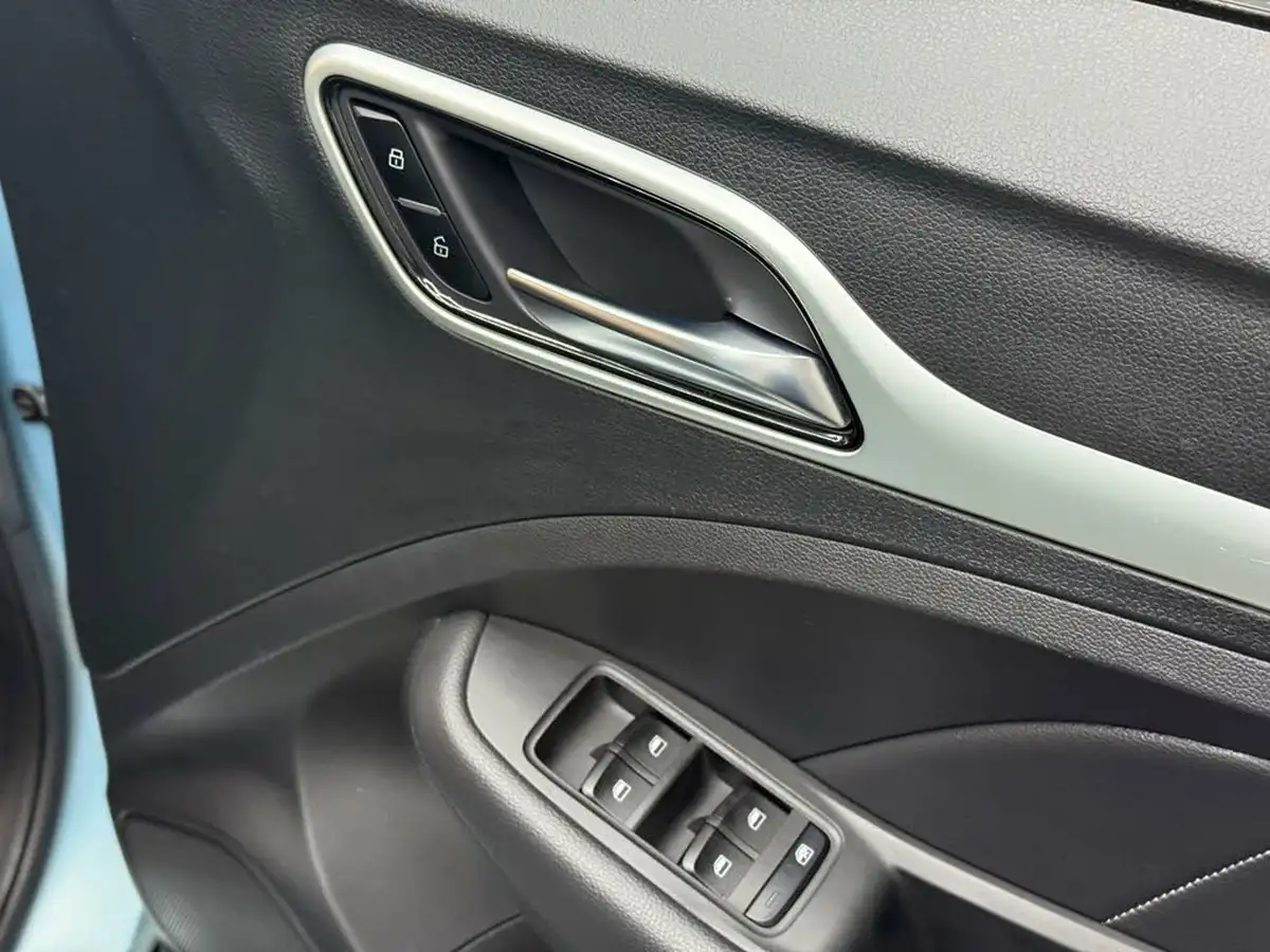 2021-mg-zs-suv-e-exclusive-ev-big-17