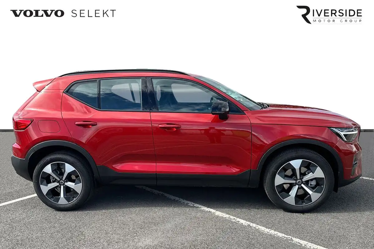 2024-volvo-xc40-20-b3-plus-big-3
