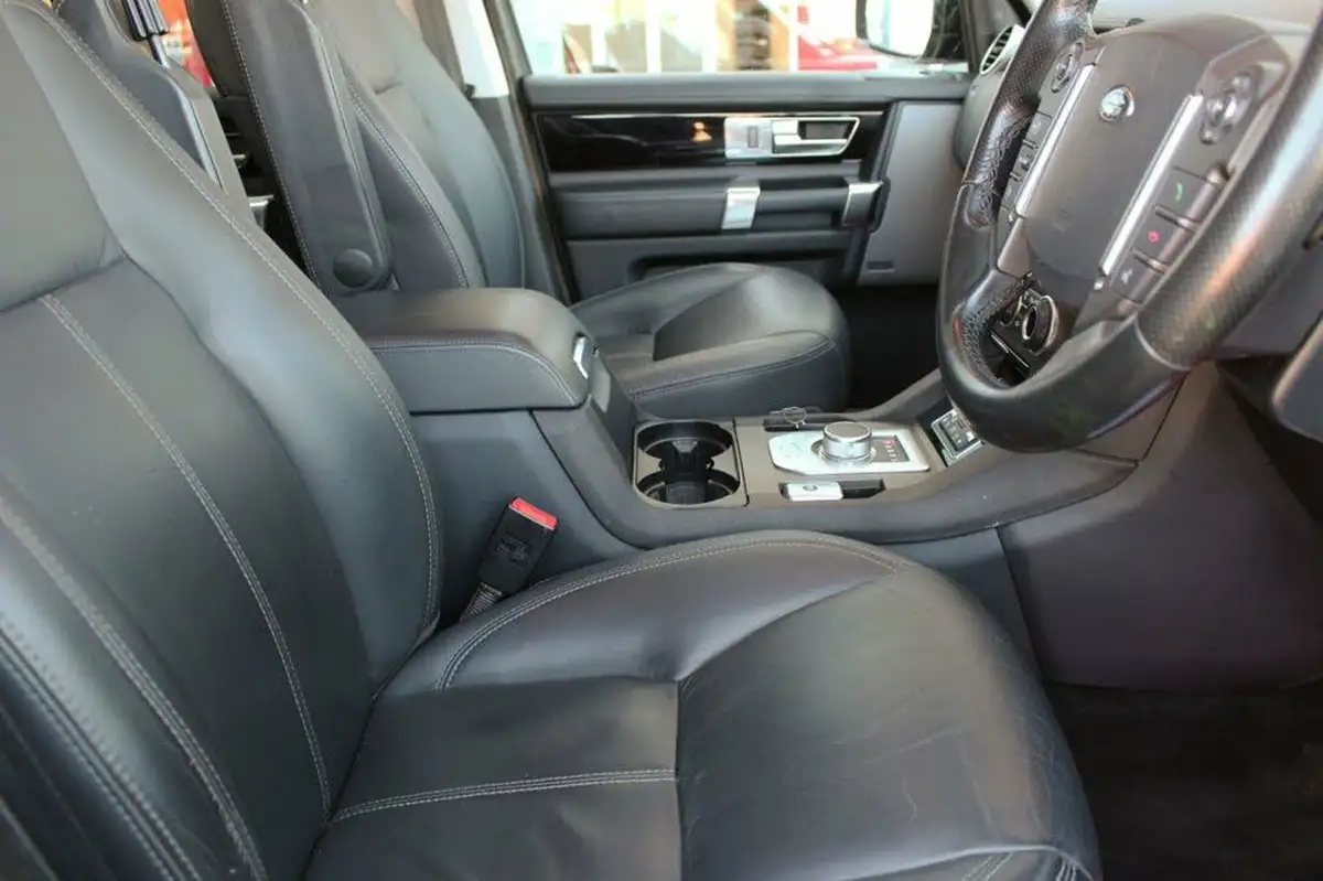 2016-land-rover-discovery-4-30-sd-v6-hse-lux-big-12
