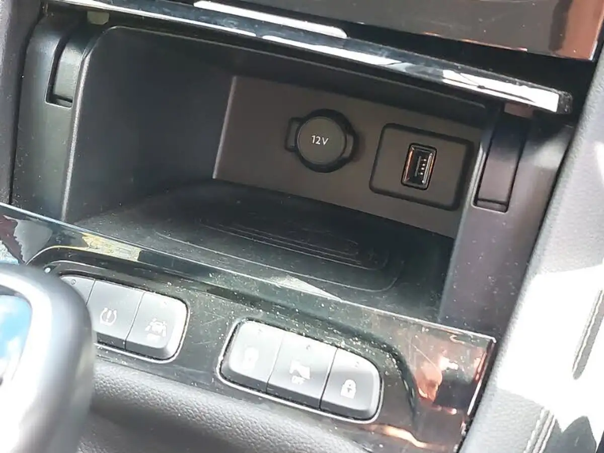 2019-vauxhall-grandland-x-12-tech-line-nav-big-17