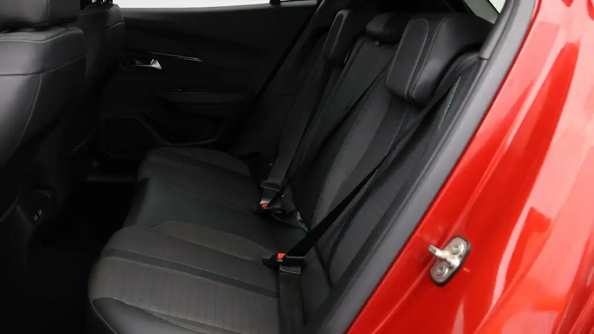 2020-peugeot-2008-suv-12-puretech-allure-100bhp-big-15
