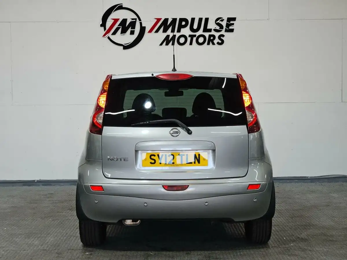 2012-nissan-note-14-n-tec-big-5