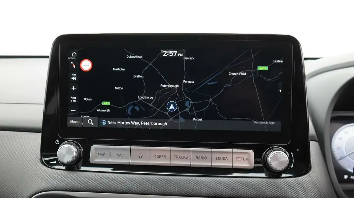 2023-hyundai-kona-e-ultimate-204ps-64kwh-105kw-obc-big-11
