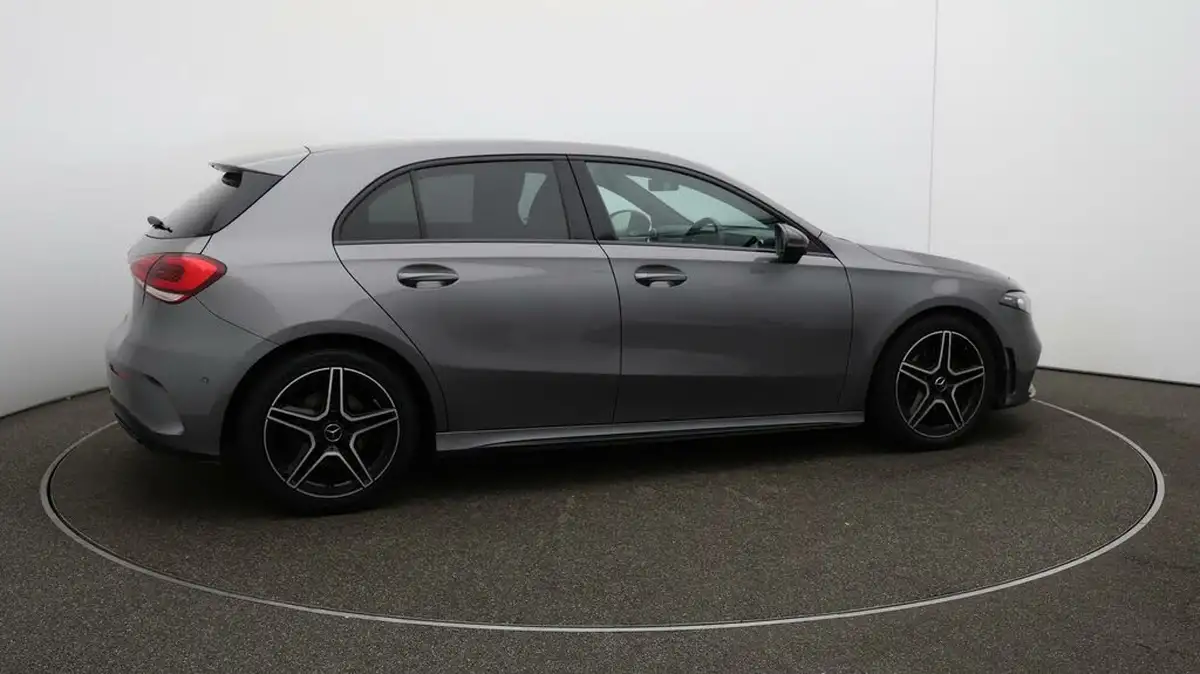 2022-mercedes-benz-a-class-13-a200-amg-line-executive-edition-hatchback-5d-7g-dct-big-49
