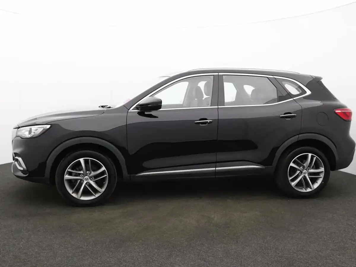 2022-mg-hs-15t-gdi-excite-162ps-big-4
