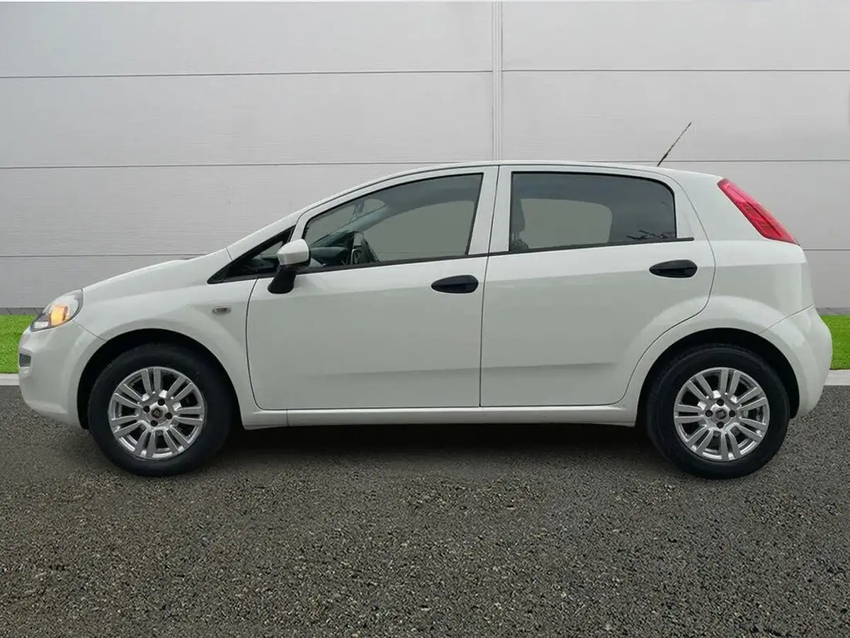 2017-fiat-punto-12-pop-big-3