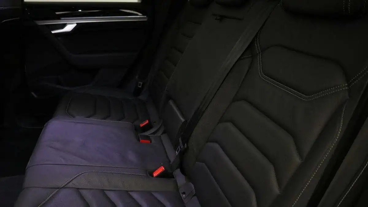 2021-volkswagen-touareg-30tdi-black-edition-286ps-big-8