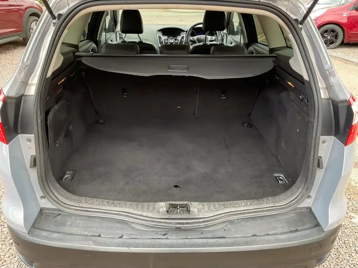 2013-ford-focus-20td-titanium-x-estate-powershift-big-34