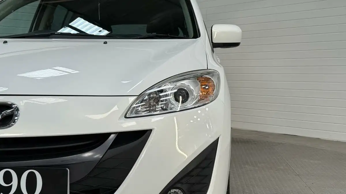 2012-mazda-mazda5-16d-sport-big-11