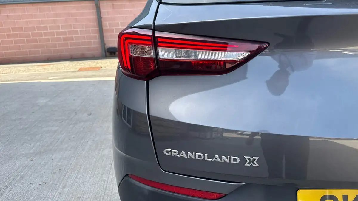 2018-vauxhall-grandland-x-16cdti-se-122ps-auto-big-43