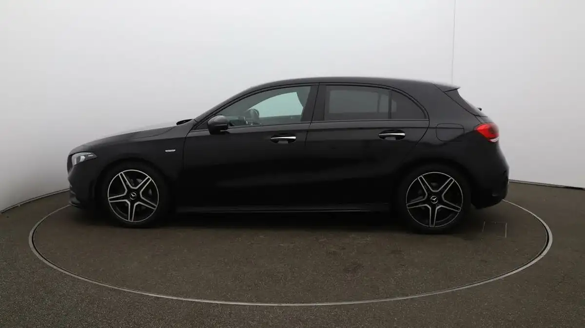 2022-mercedes-benz-a-class-13-a180-amg-line-premium-edition-hatchback-5d-7g-dct-big-63