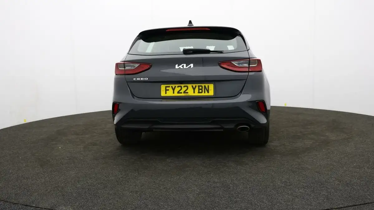 2021-kia-ceed-10-t-gdi-2-hatchback-big-5