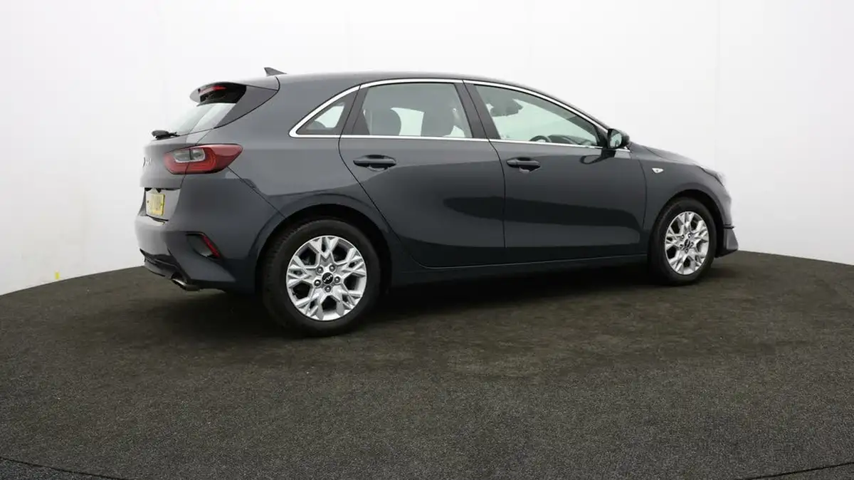 2021-kia-ceed-10-t-gdi-2-hatchback-big-26
