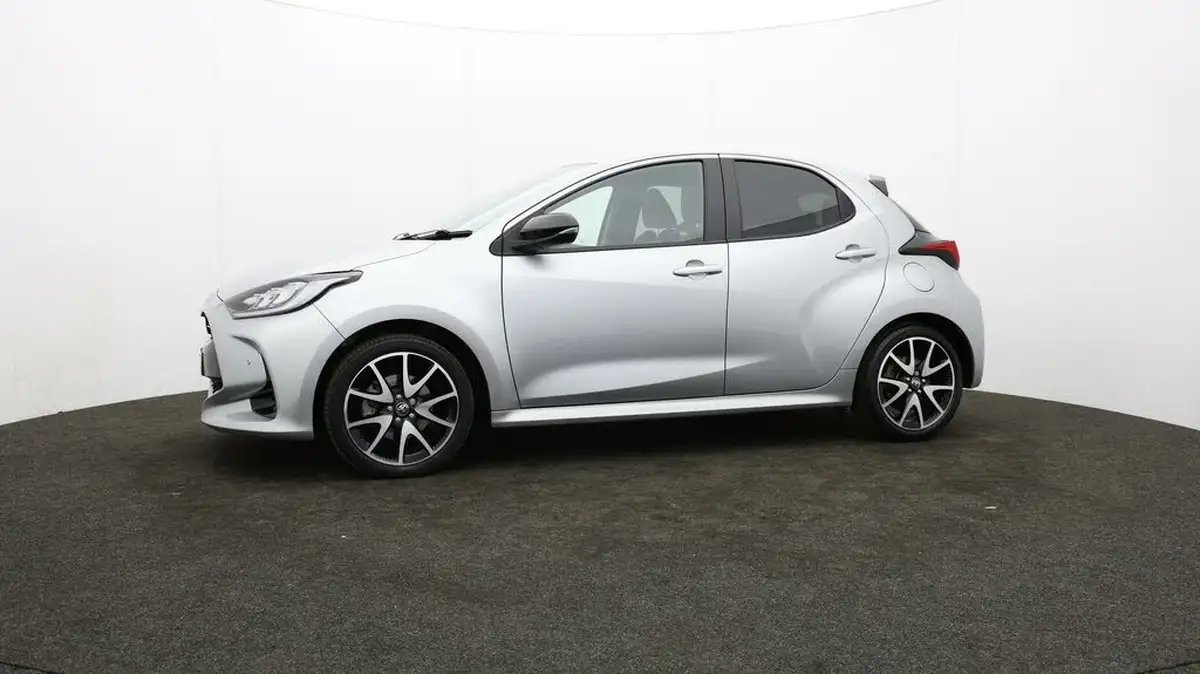 2022-toyota-yaris-15-vvt-i-dynamic-big-57