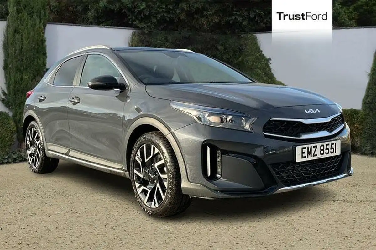 2024-kia-xceed-15-t-gdi-3-big-0