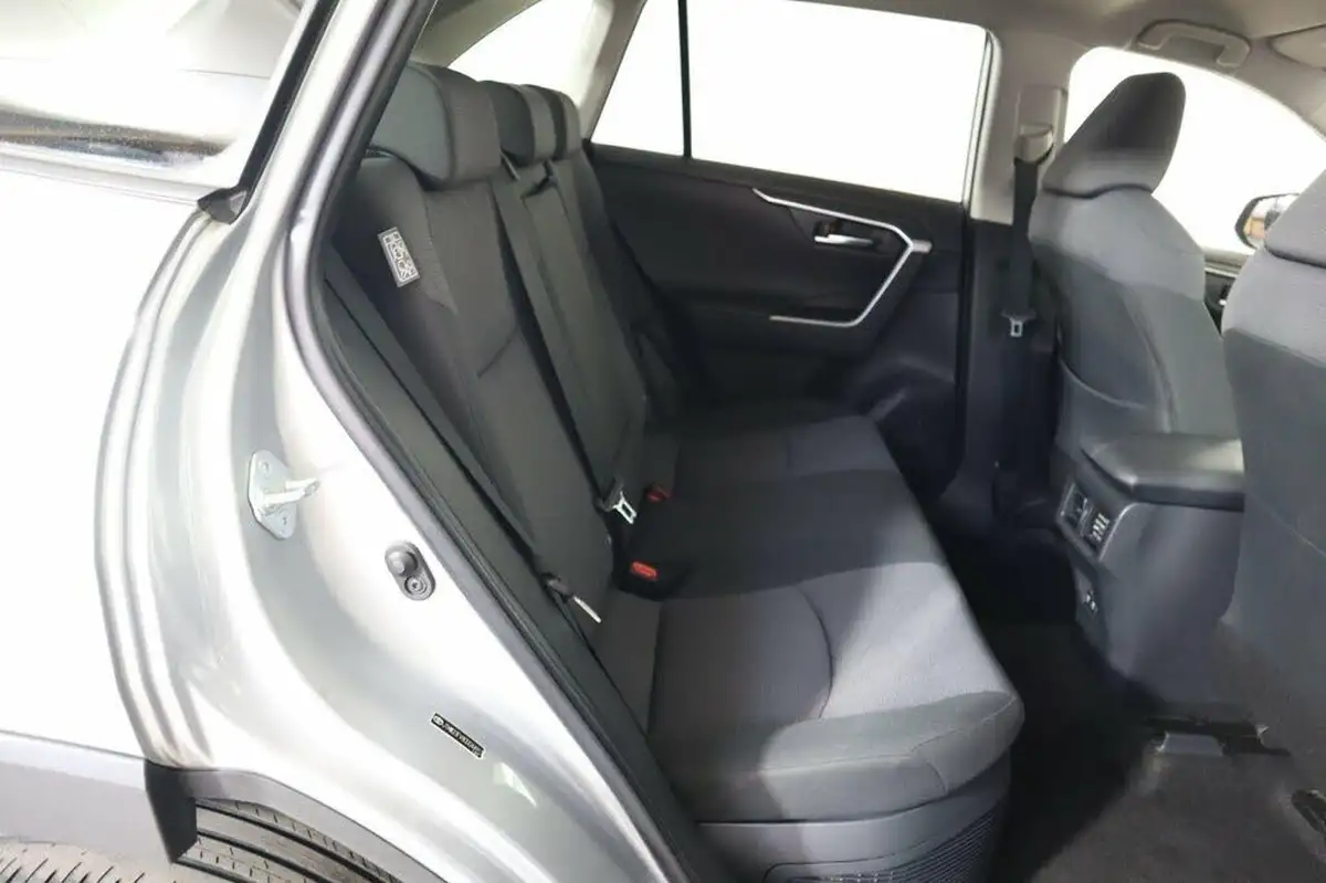 2020-toyota-rav4-25-vvt-i-design-215bhp-big-11