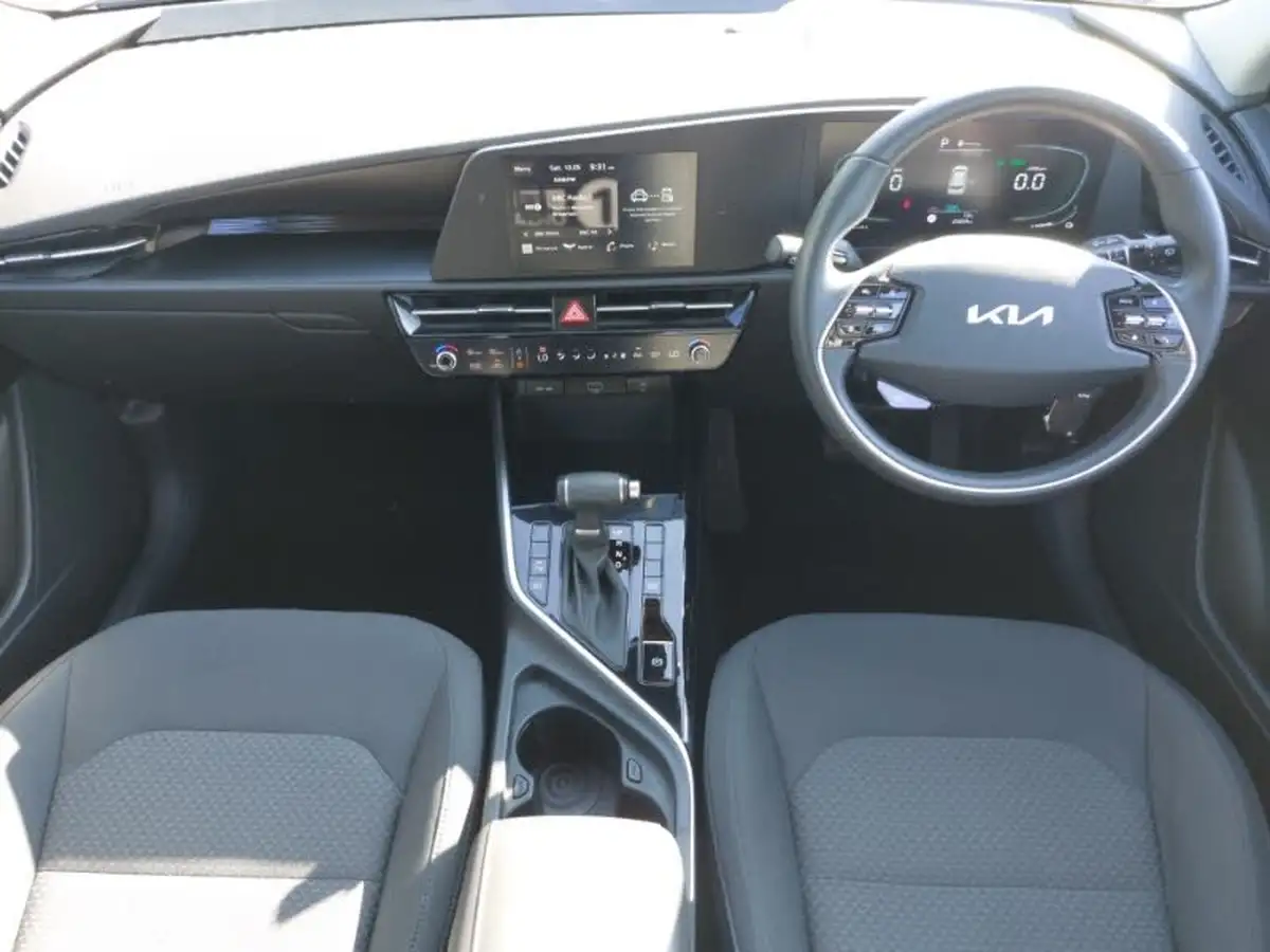 2022-kia-niro-16-gdi-139bhp-hev-132kwh-big-2
