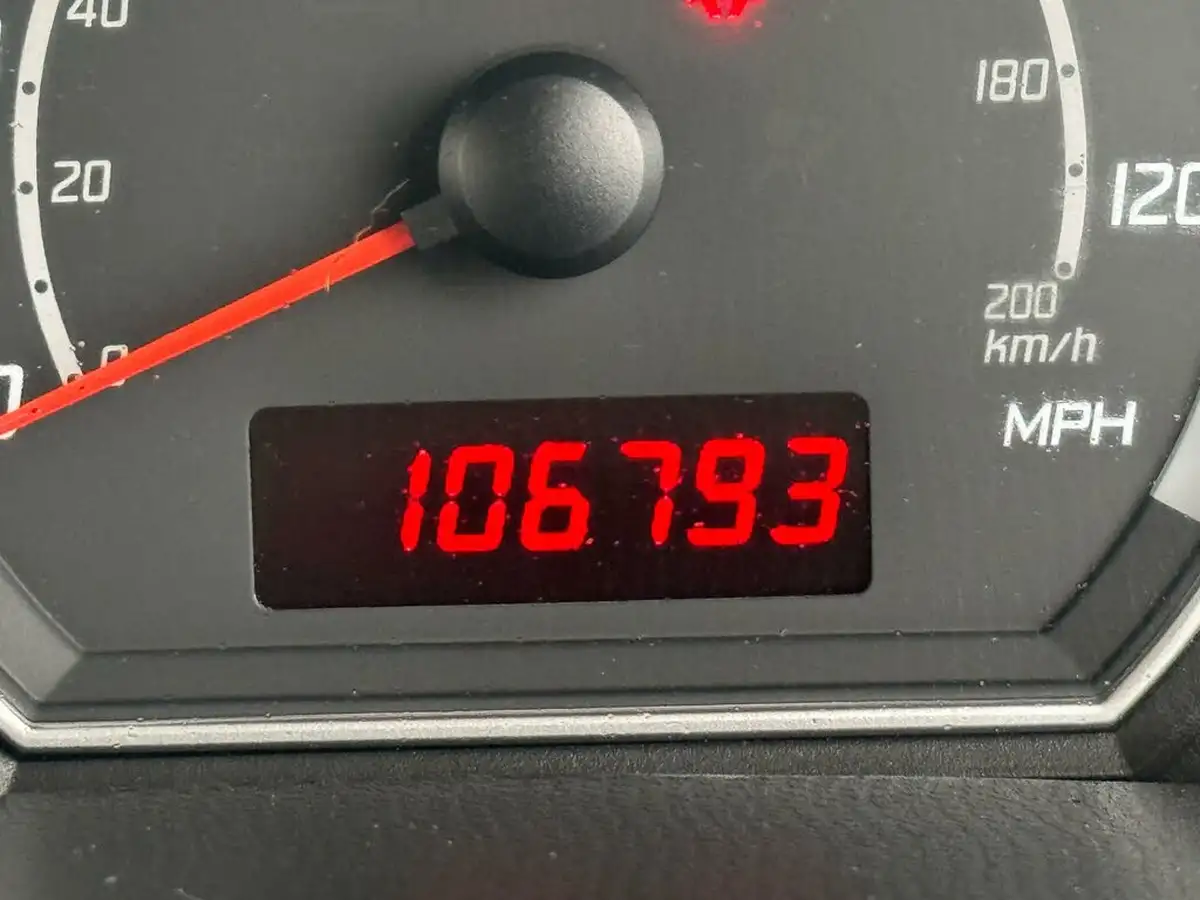 2007-suzuki-swift-15-glx-5d-big-29