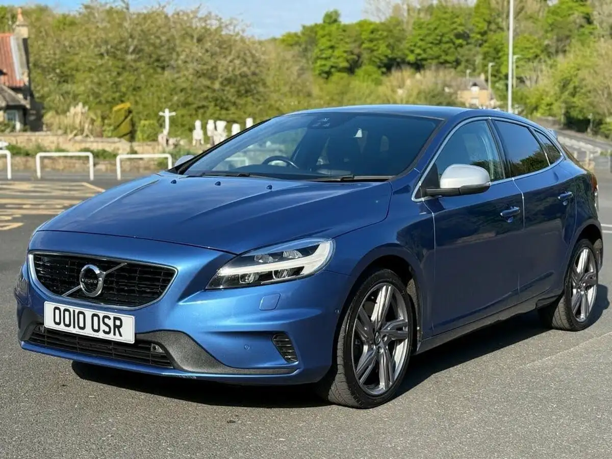 2018-volvo-v40-20td-d3-r-design-pro-big-43