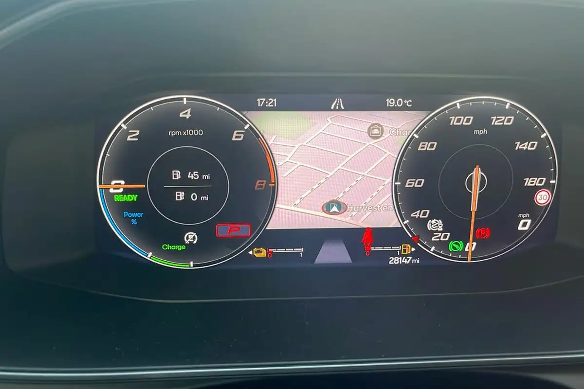 2022-cupra-formentor-14-e-hybrid-v2-big-22
