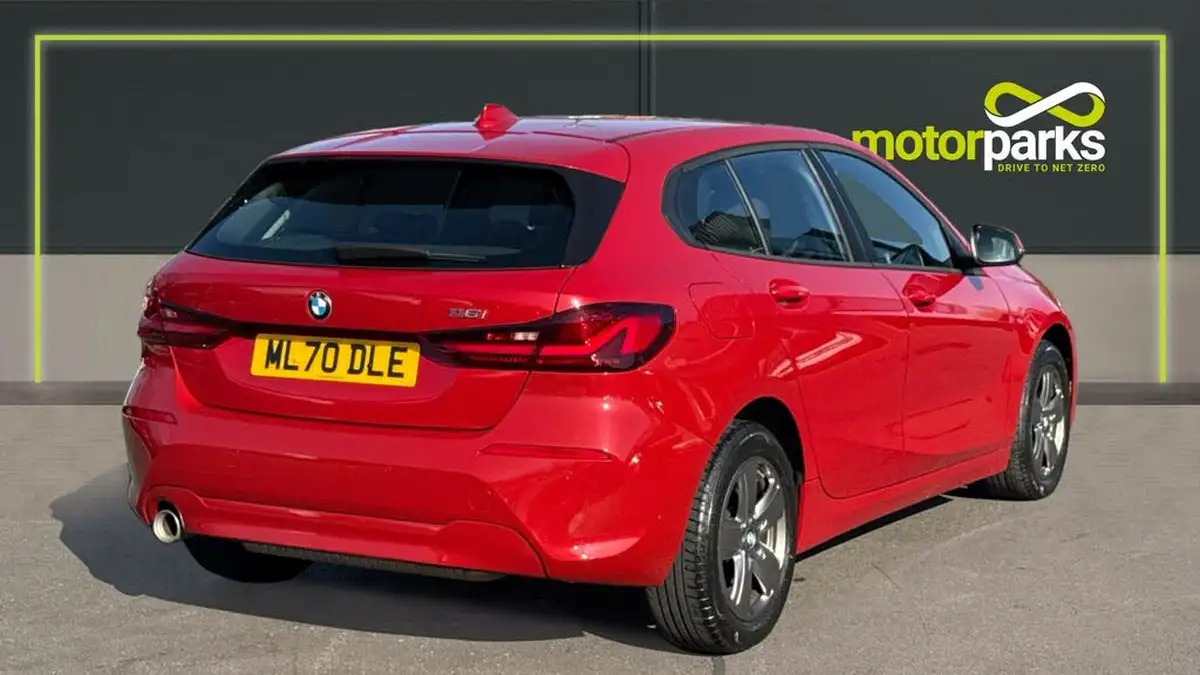 2020-bmw-1-series-big-2