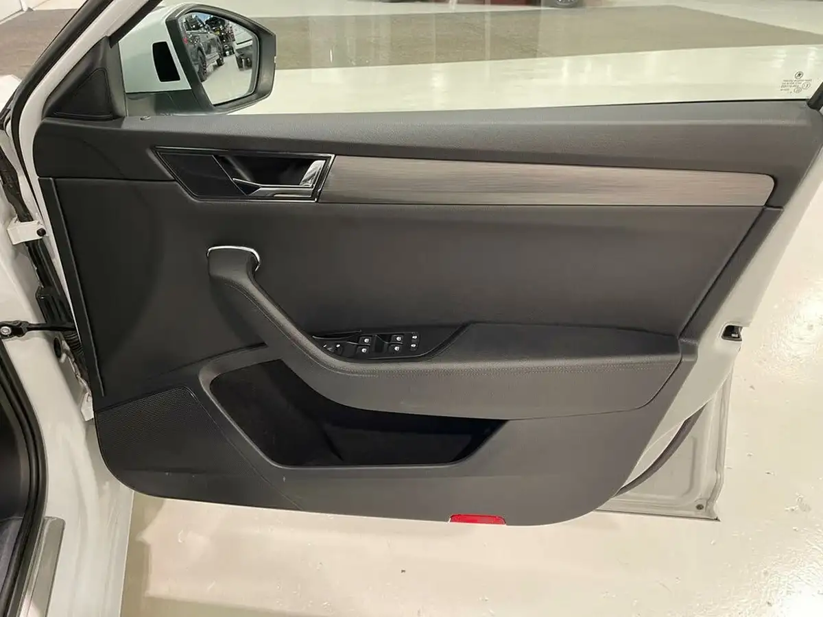 2021-skoda-superb-15-tsi-se-l-estate-dsg-big-26