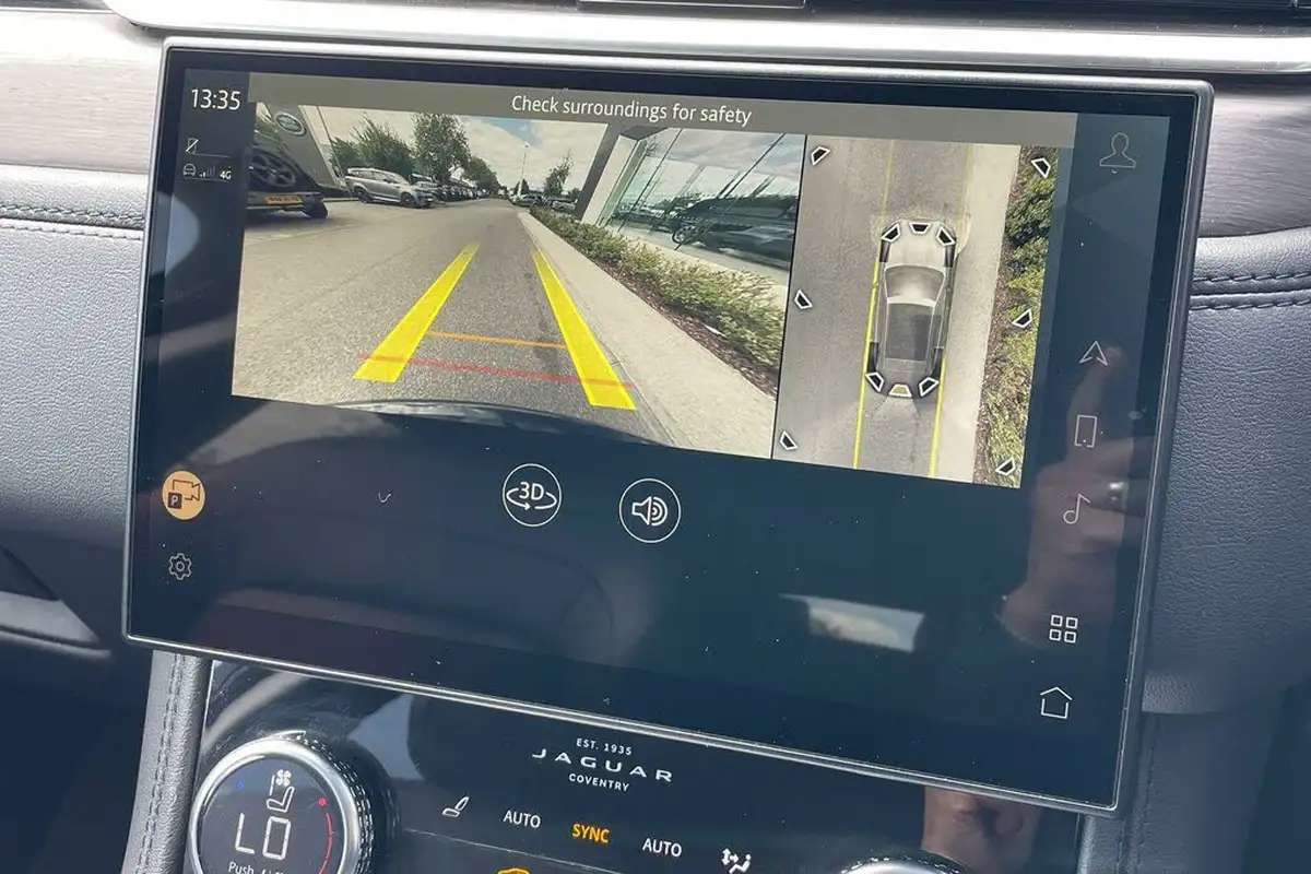 2021-jaguar-f-pace-20-d200-s-mhev-big-6