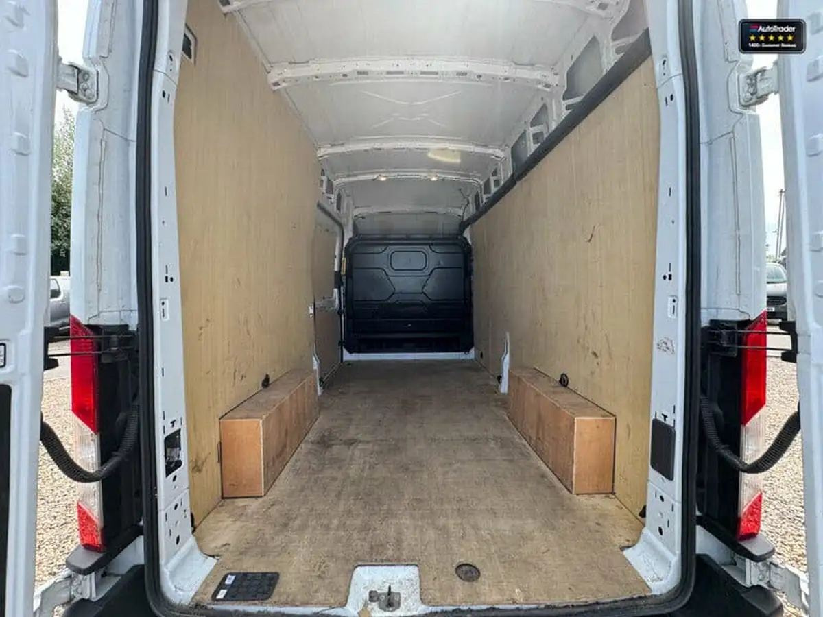 2024-ford-transit-big-8