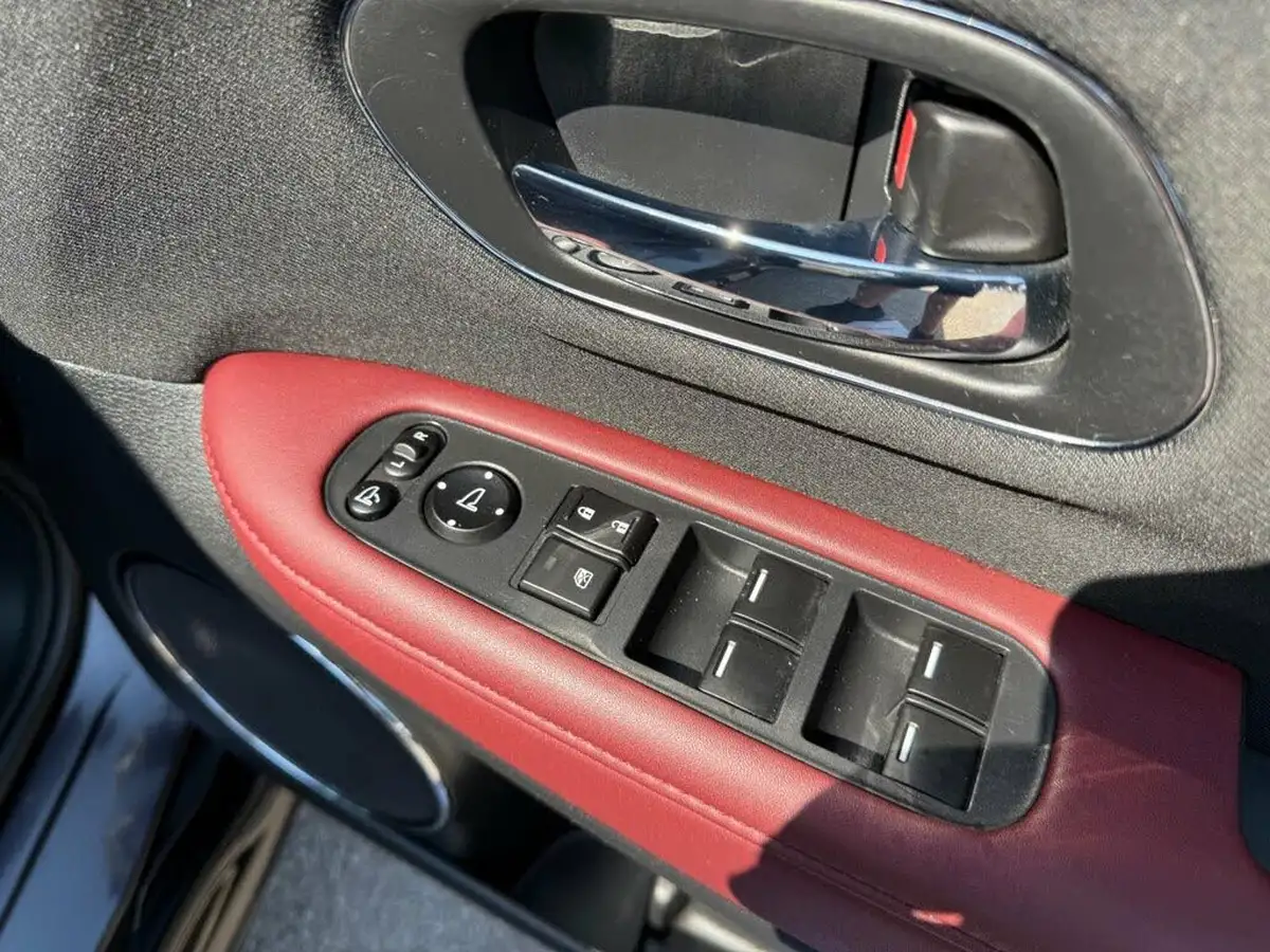 2020-honda-hr-v-15-i-vtec-sport-big-17