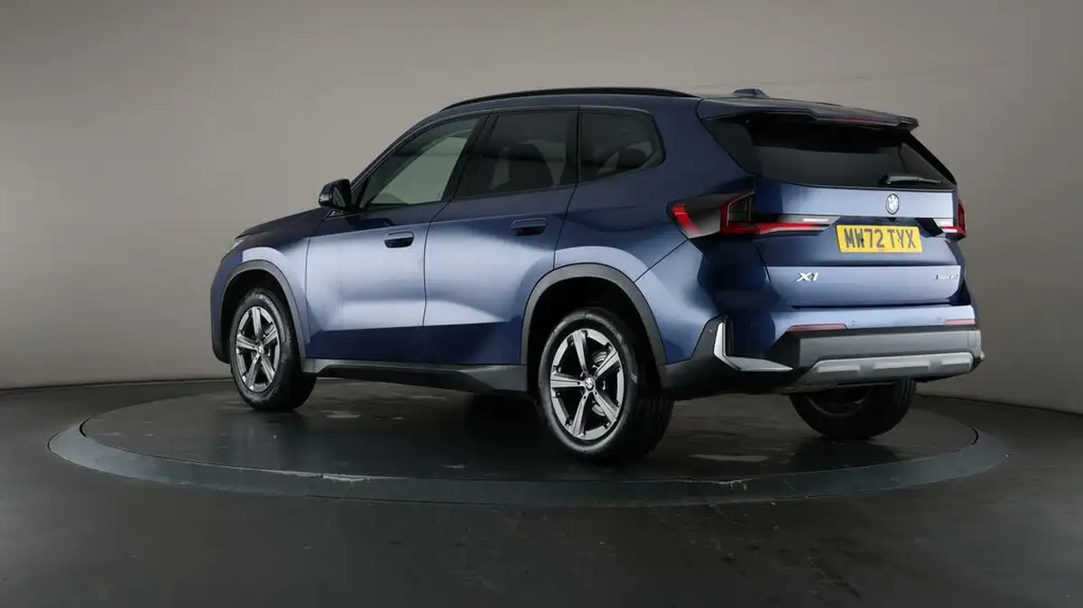 2022-bmw-x1-20td-sdrive18d-sport-steptronic-big-73