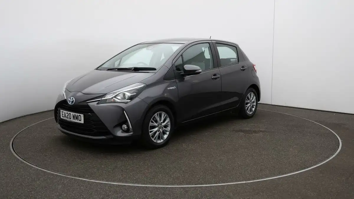 2020-toyota-yaris-15-vvt-i-icon-98bhp-hybrid-1497cc-e-cvt-big-67