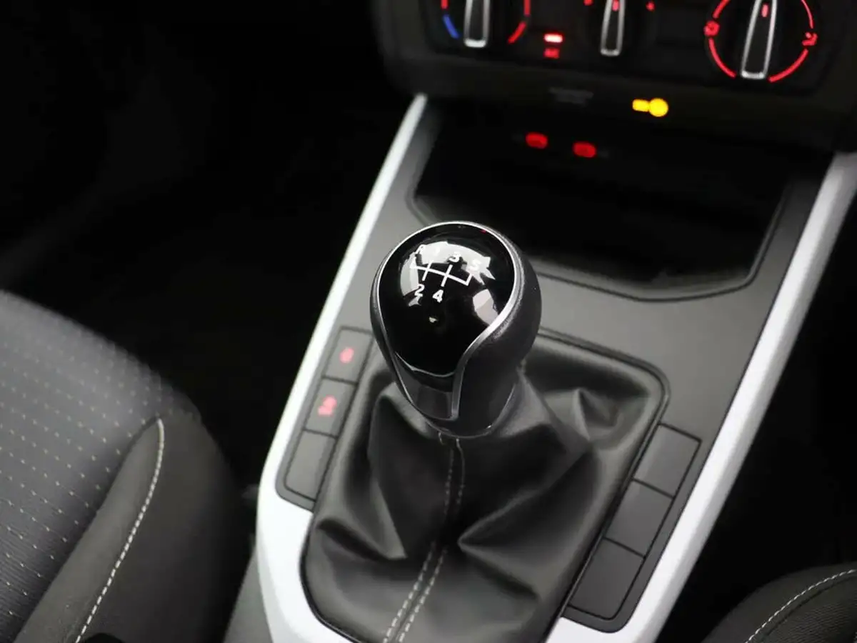 2022-seat-arona-10-tsi-evo-se-technology-big-27