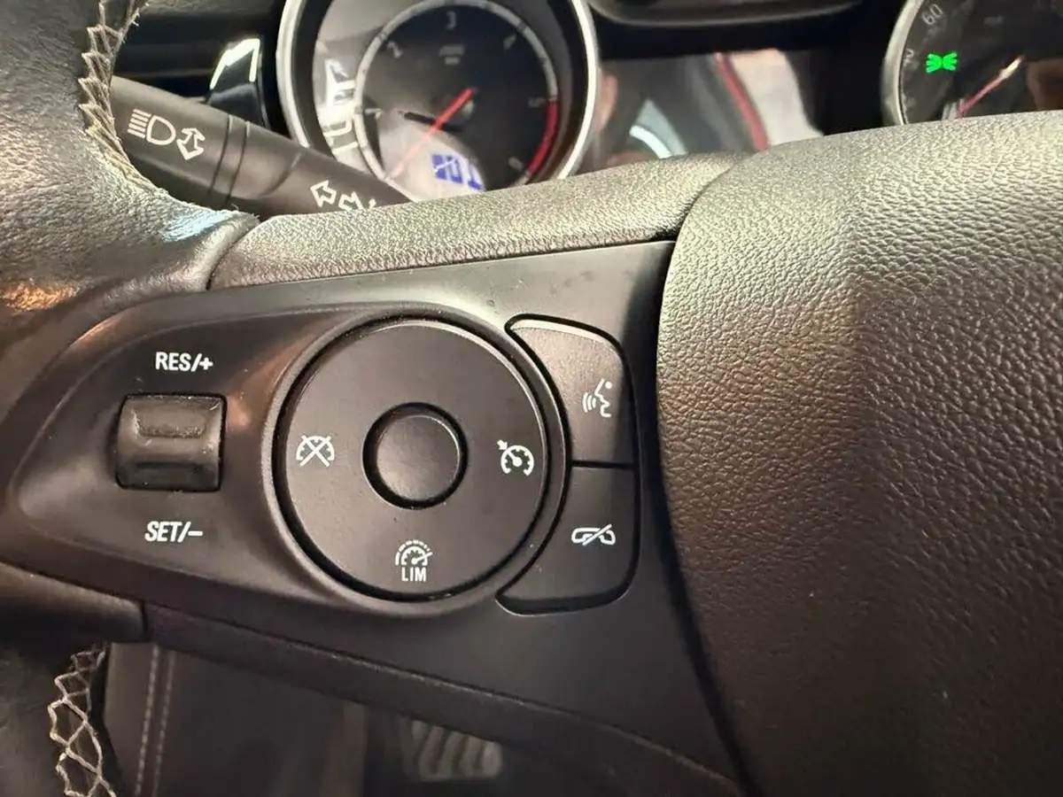 2018-vauxhall-astra-16cdti-elite-nav-110ps-sport-tourer-big-36