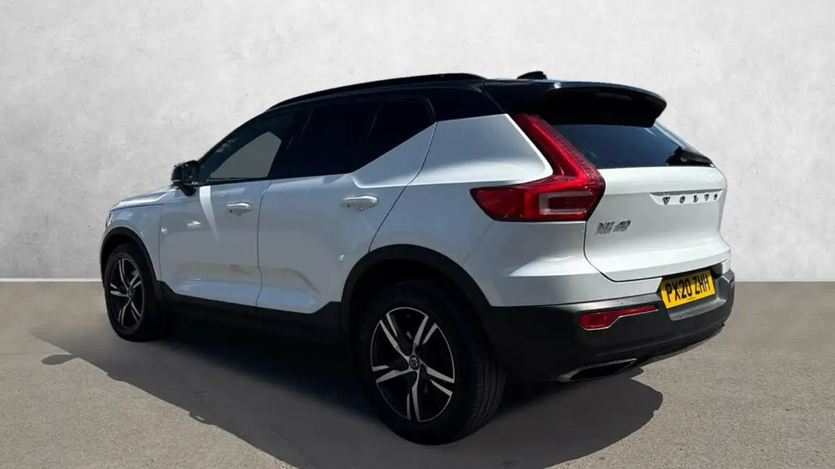 2020-volvo-xc40-20-t4-r-design-awd-big-4