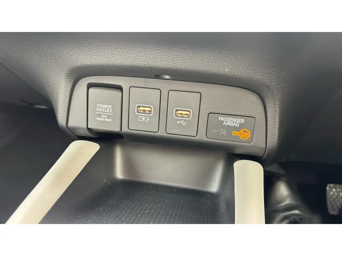 2021-honda-jazz-15-i-mmd-ex-107ps-big-23