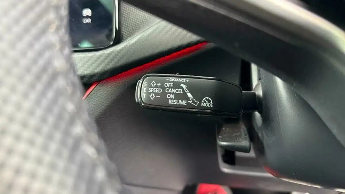 2024-skoda-kamiq-10-tsi-monte-carlo-116ps-dsg-big-26