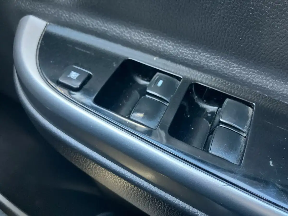 2021-mitsubishi-l200-22di-d-barbarian-x-big-16