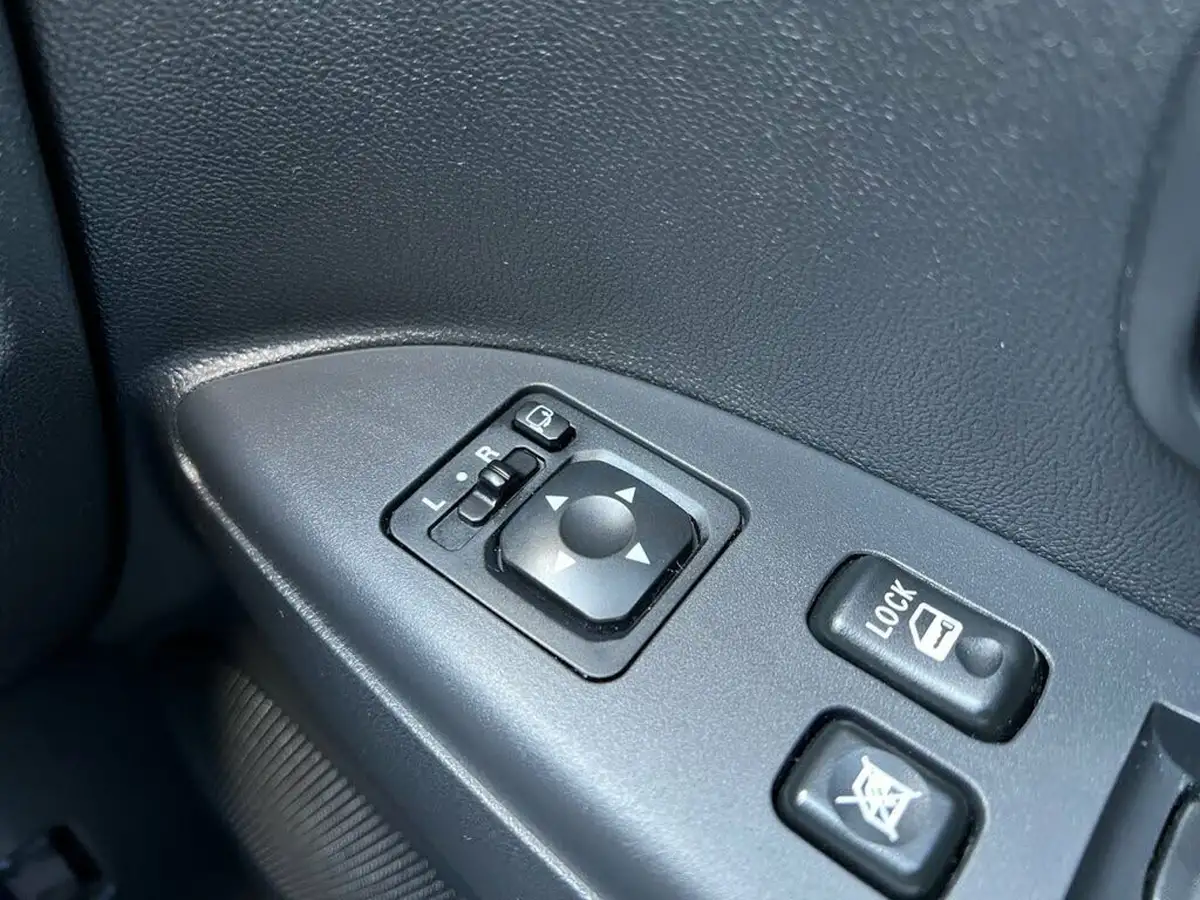2018-mitsubishi-asx-16d-3-big-18