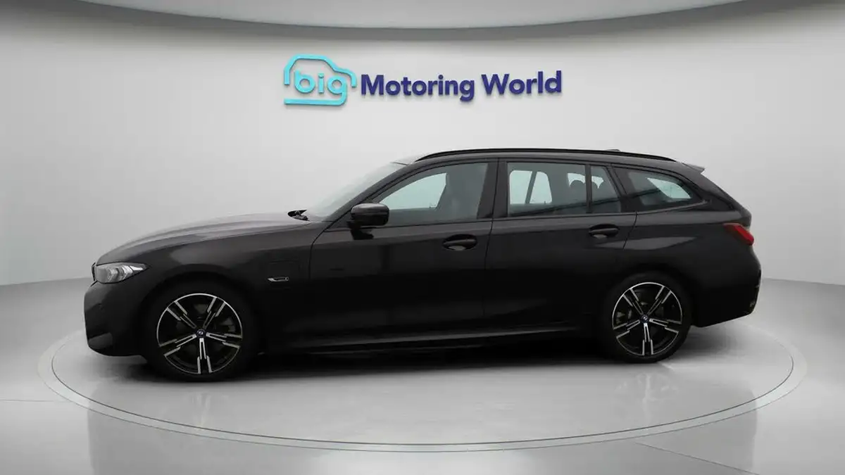 2022-bmw-3-series-20-330e-m-sport-touring-5d-big-4