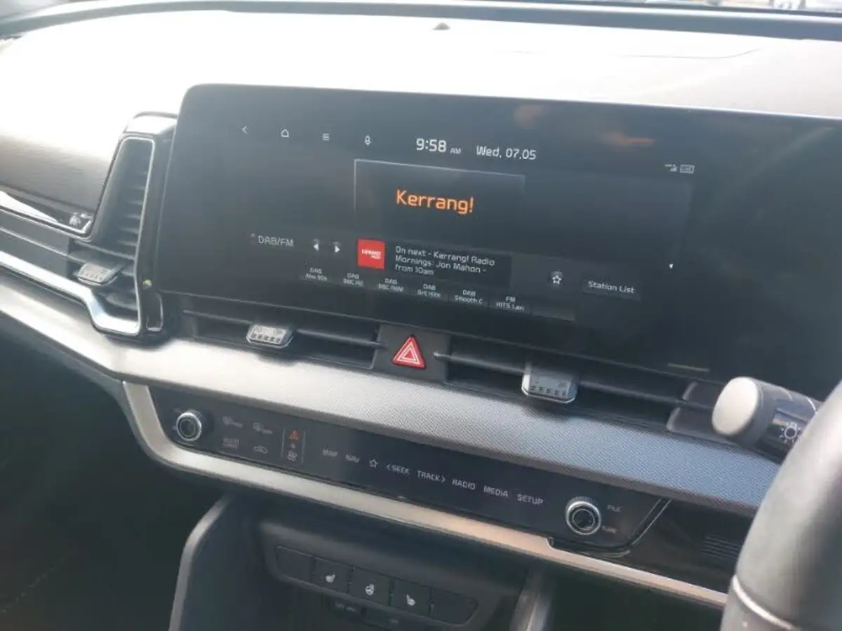 2022-kia-sportage-16-t-gdi-launch-edition-big-15