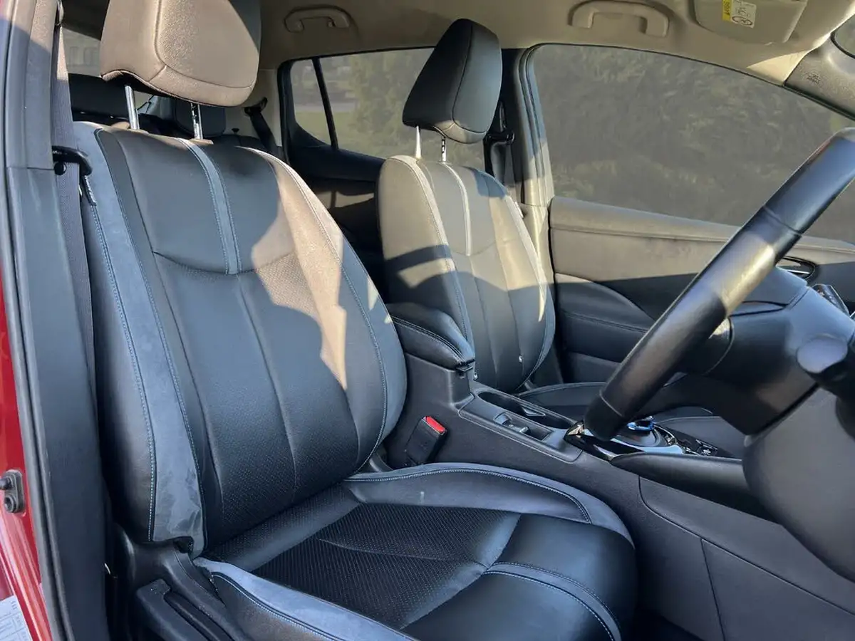 2021-nissan-leaf-e-tekna-big-8