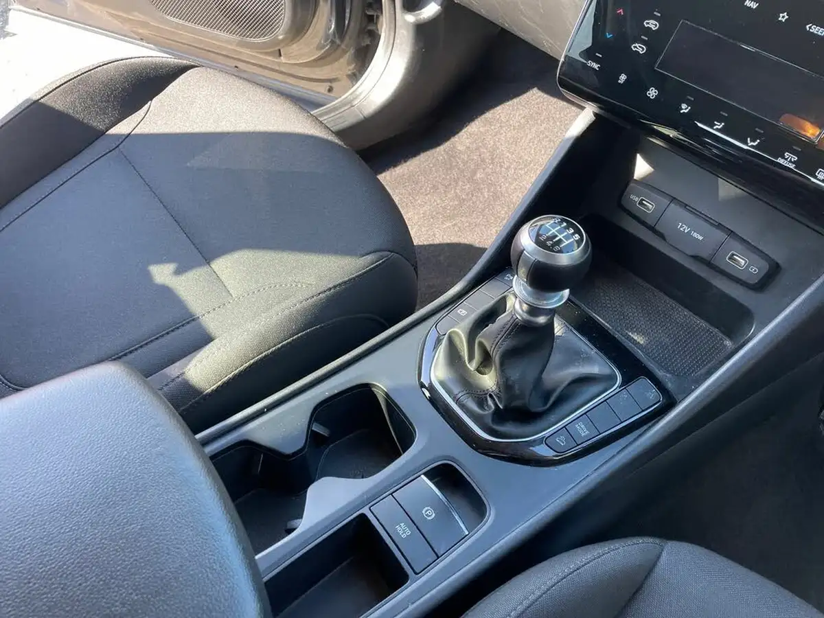 2022-hyundai-tucson-16-t-gdi-se-connect-150ps-big-18